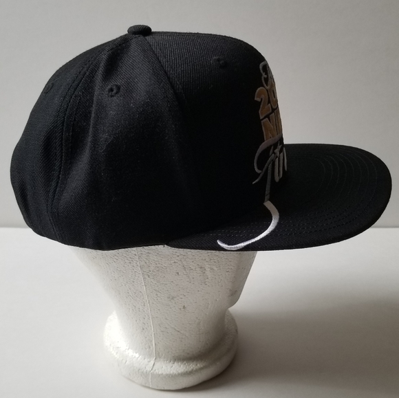 Golden State Warriors 2017 NBA Championship Cap - Picture 4 of 8